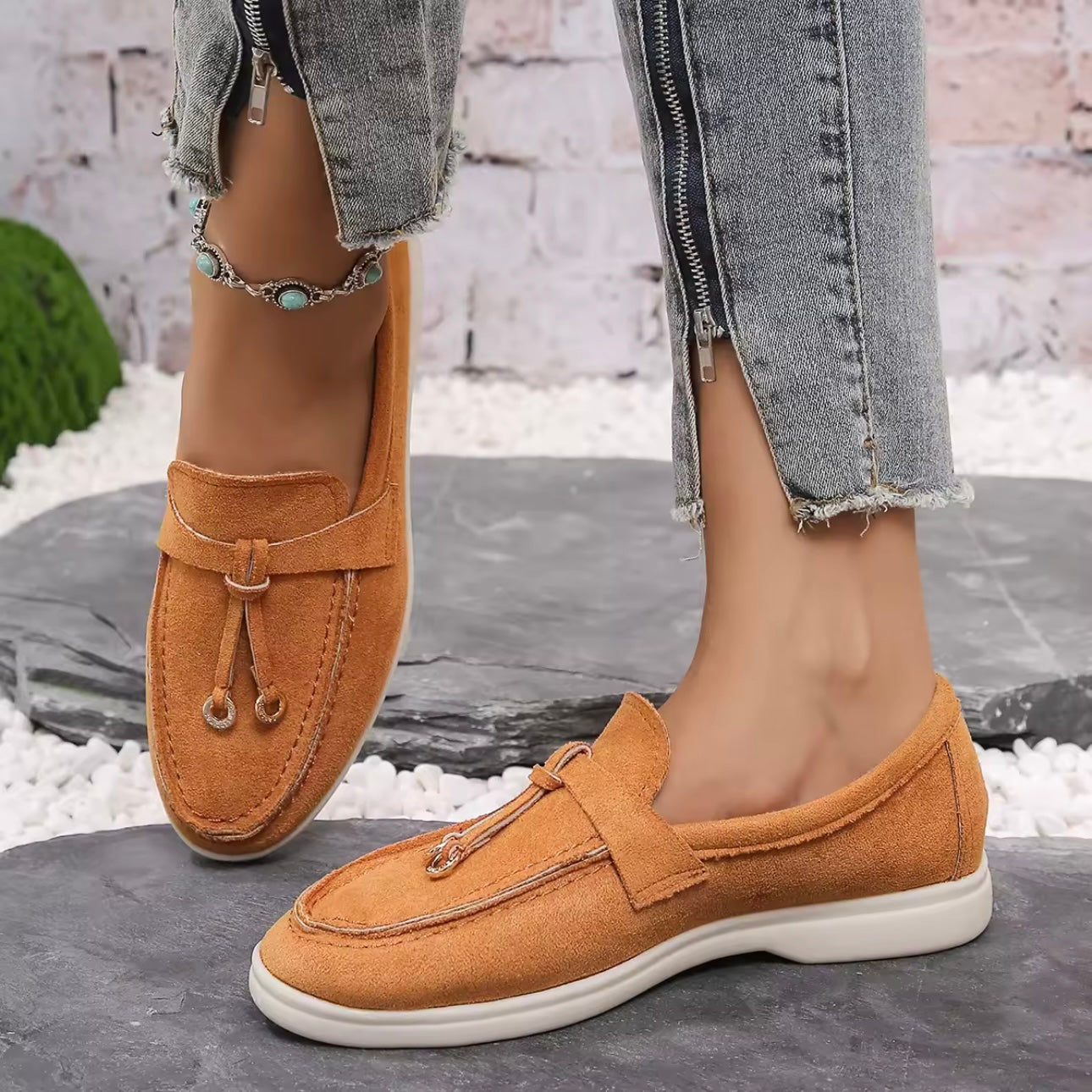 Lucente Suede
