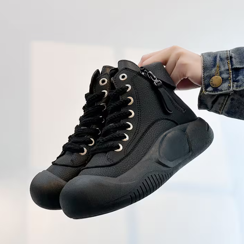 elara-track-boots